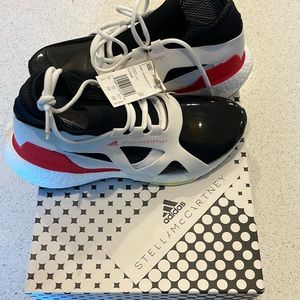 NWB Adidas by Stella McCartney Ultraboost Court Trainers FZ3044 Sz 9